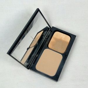 Bobbi Brown Warm Beige Finish Compact Foundation
